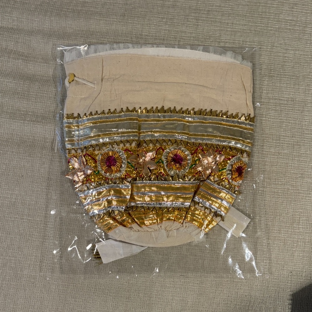Free People Seasons Sparkle Mini Gift Sack Embroidered Pouch Bag Gold NEW NWT - Picture 7 of 14